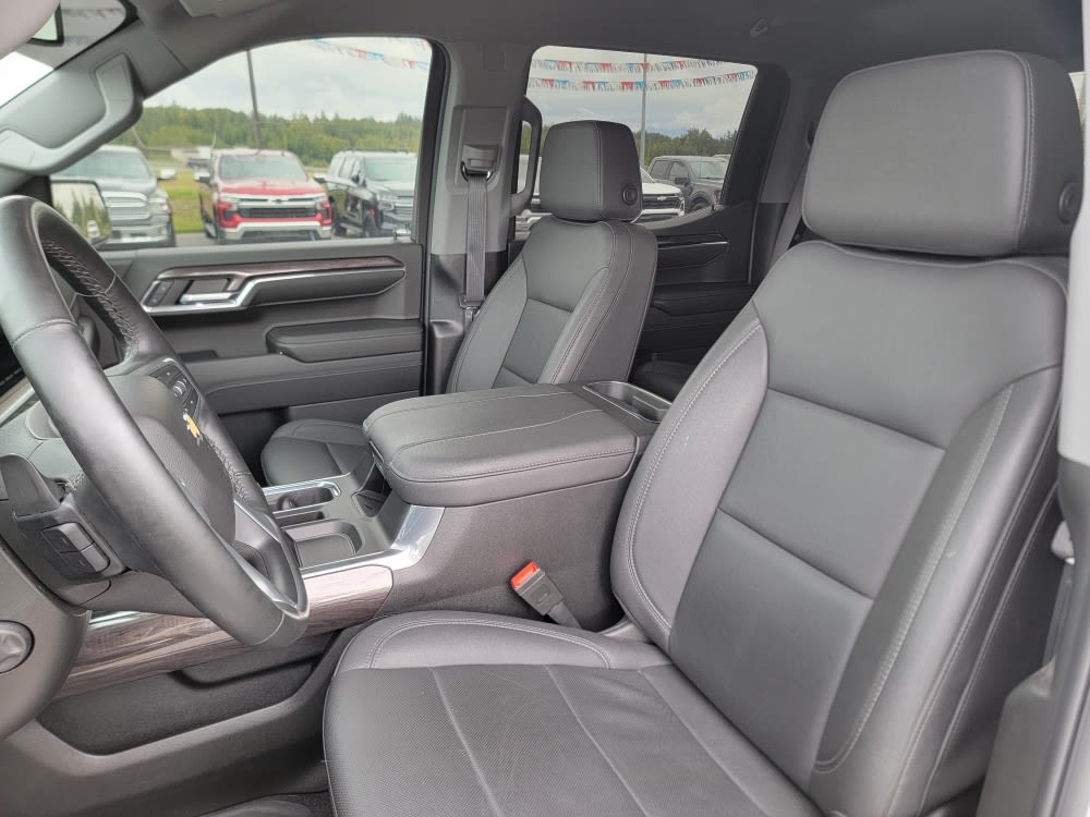 Thumbnail: 2024 Chevrolet Silverado 1500 - 10