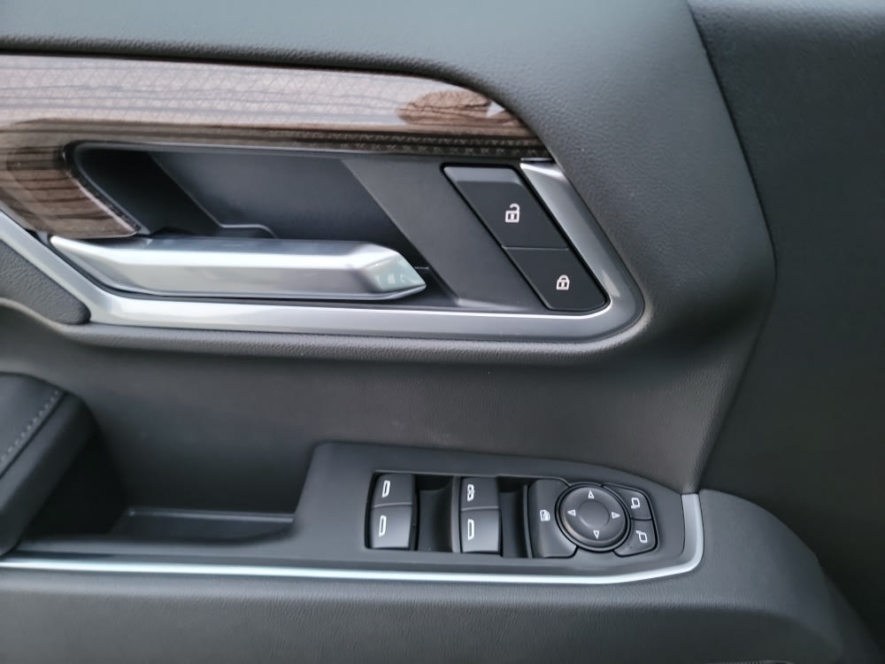 Thumbnail: 2026 Chevrolet Silverado 1500 - 22