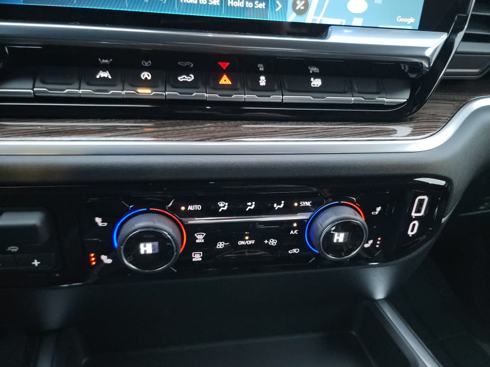 Thumbnail: 2026 Chevrolet Silverado 1500 - 24