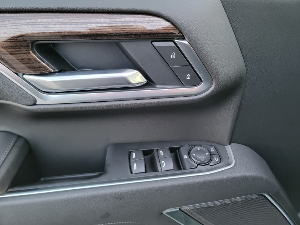 Thumbnail: 2026 Chevrolet Silverado 1500 - 20