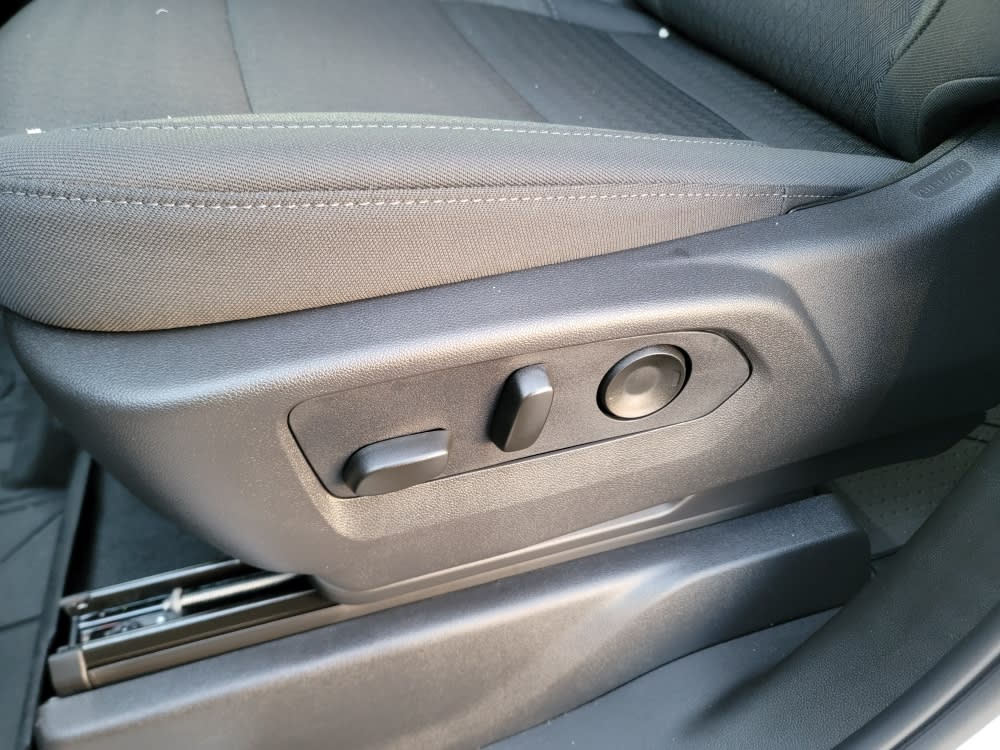 Thumbnail: 2026 Chevrolet Silverado 1500 - 20