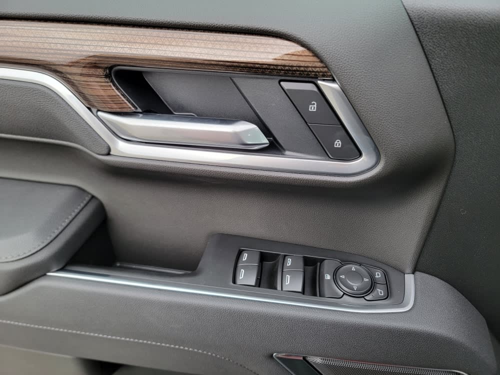 Thumbnail: 2026 Chevrolet Silverado 1500 - 21