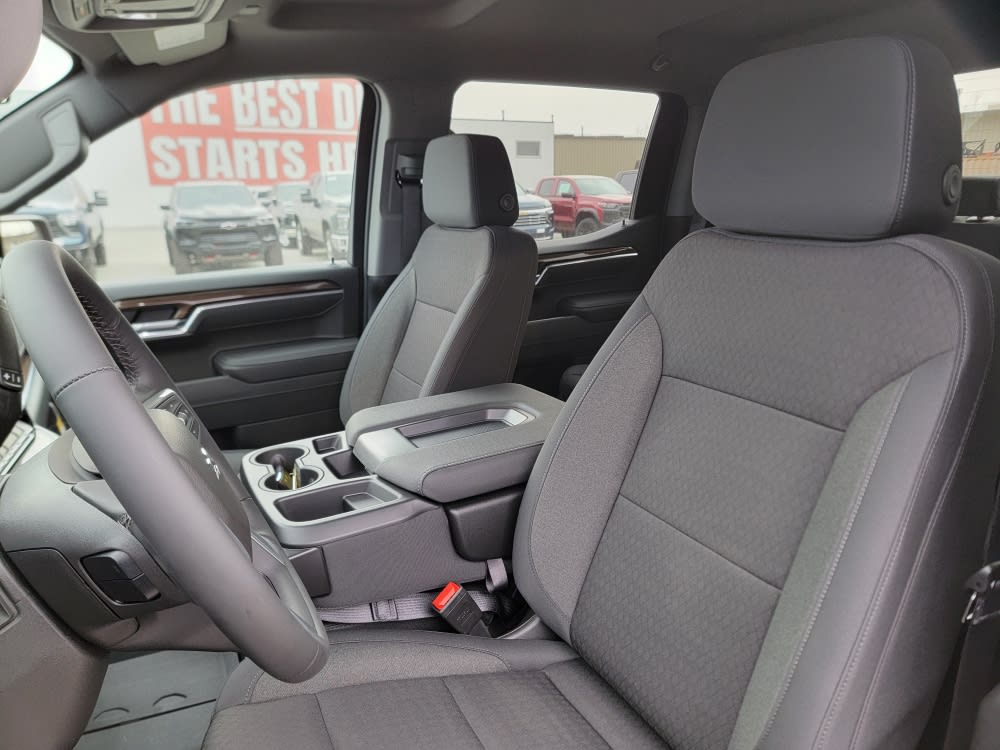 Thumbnail: 2026 Chevrolet Silverado 1500 - 10