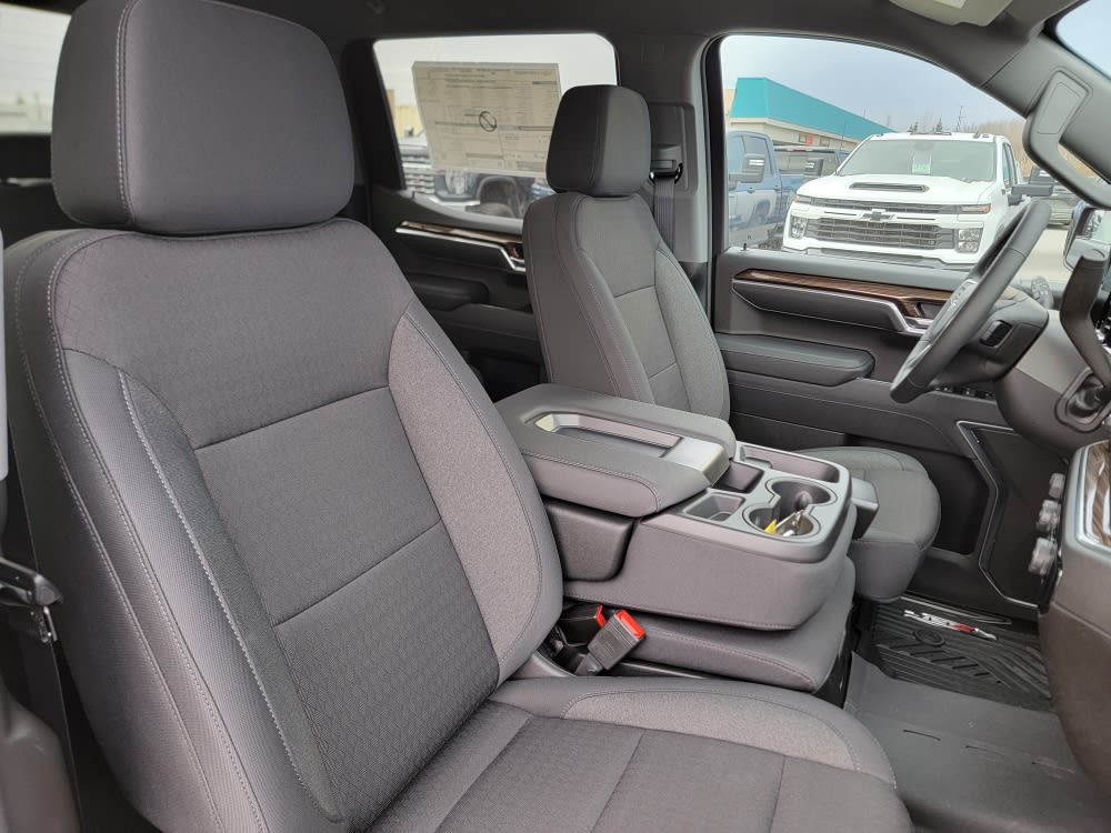 Thumbnail: 2026 Chevrolet Silverado 1500 - 11