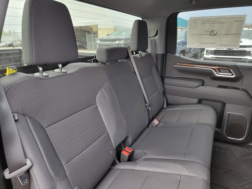 Thumbnail: 2026 Chevrolet Silverado 1500 - 12