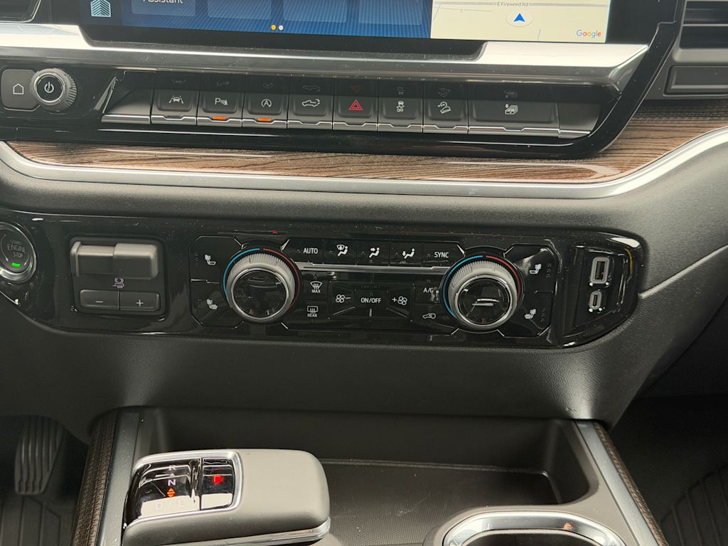 Thumbnail: 2026 Chevrolet Silverado 1500 - 26