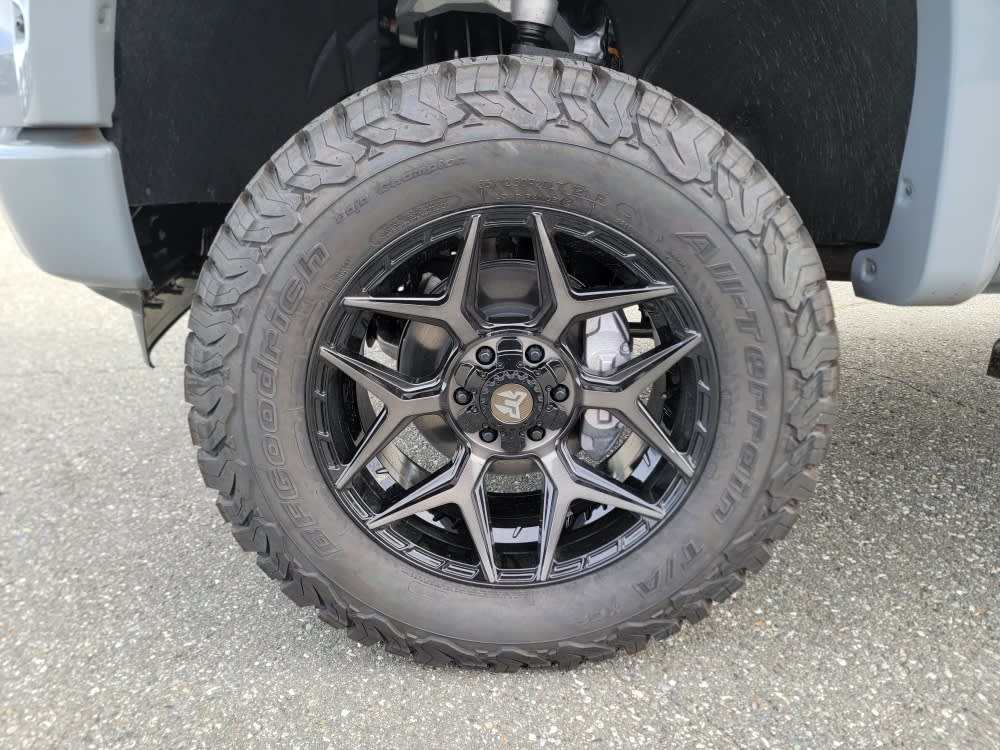 Thumbnail: 2025 Chevrolet Silverado 1500 - 8