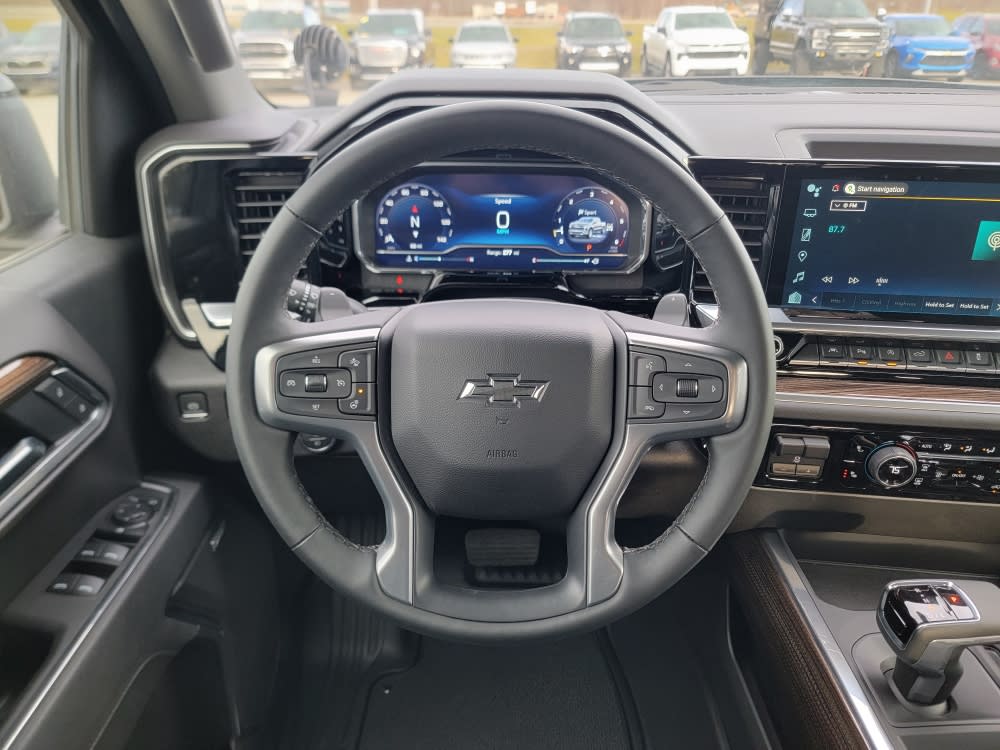 Thumbnail: 2025 Chevrolet Silverado 1500 - 2