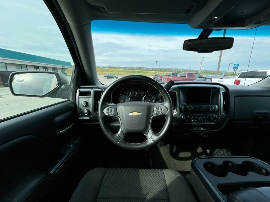 2017 Chevrolet Silverado 1500 LT 2