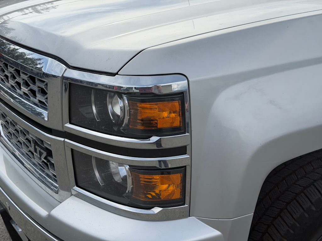 Thumbnail: 2014 Chevrolet Silverado 1500 - 16