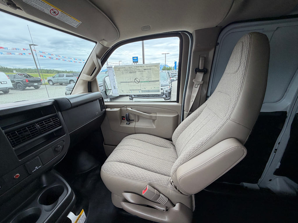 Thumbnail: 2025 Chevrolet Express - 9
