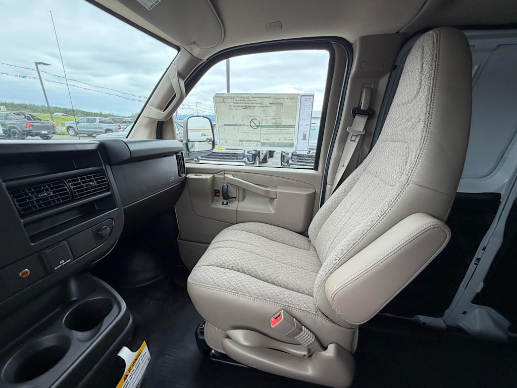 Thumbnail: 2025 Chevrolet Express - 10