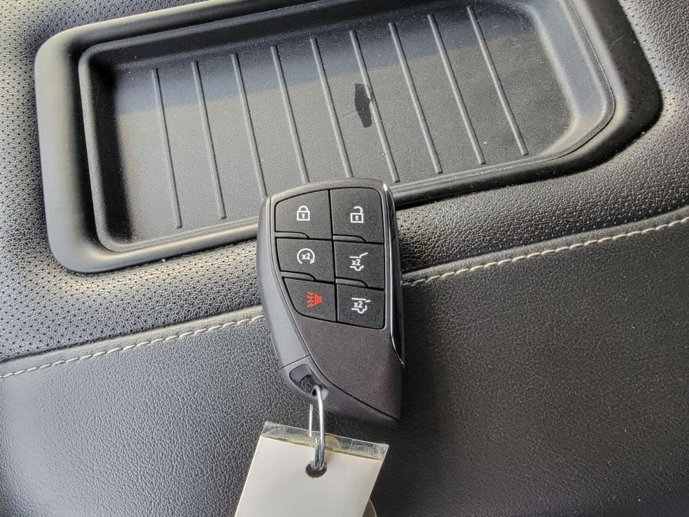 Thumbnail: 2023 GMC Yukon - 16