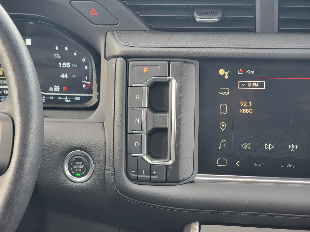 2023 GMC Yukon Denali 13