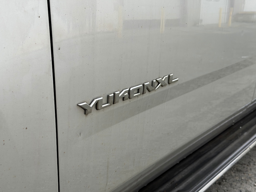 Thumbnail: 2015 GMC Yukon XL - 6