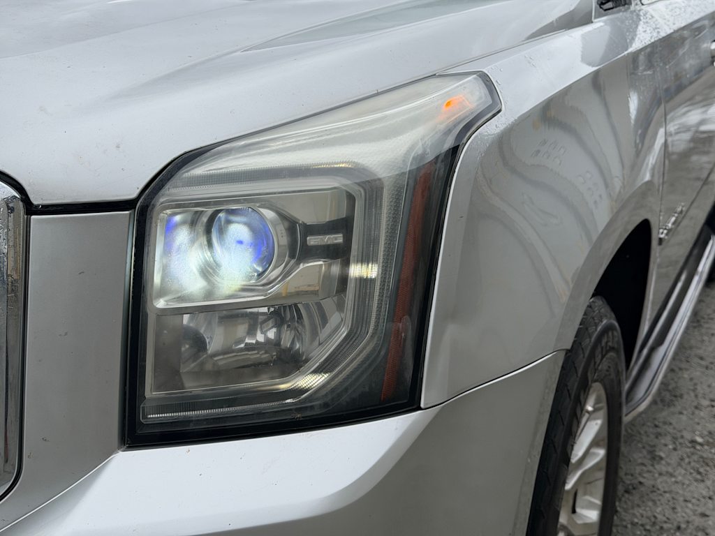 Thumbnail: 2015 GMC Yukon XL - 13