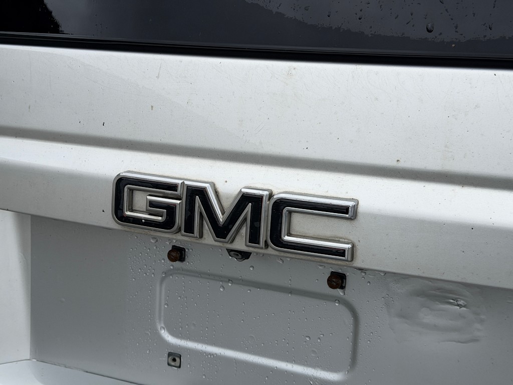 Thumbnail: 2015 GMC Yukon XL - 23