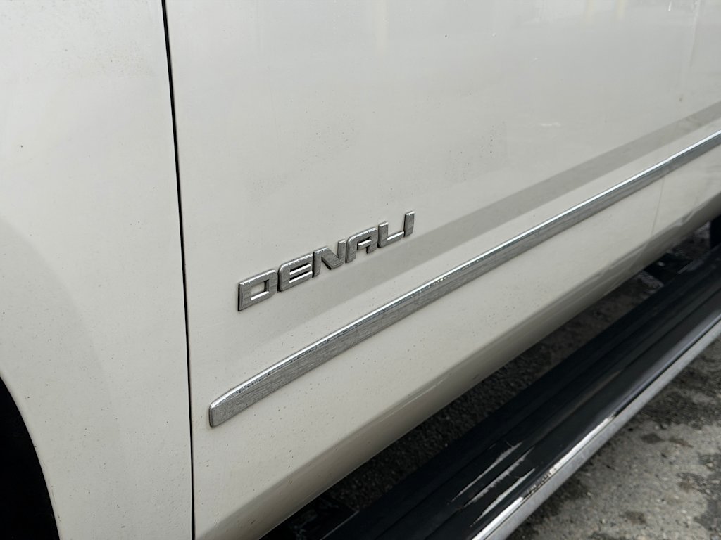 Thumbnail: 2018 GMC Yukon XL - 6