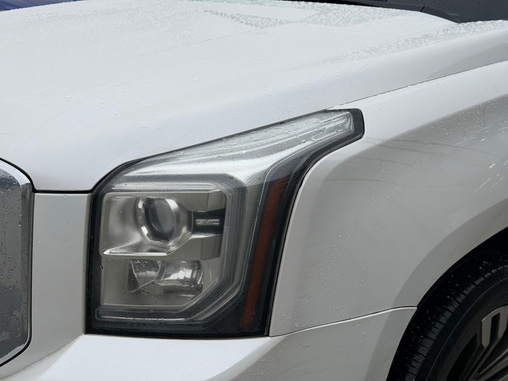 Thumbnail: 2018 GMC Yukon XL - 14