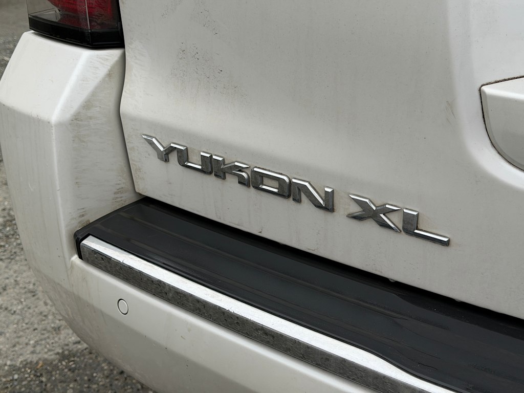 Thumbnail: 2018 GMC Yukon XL - 20