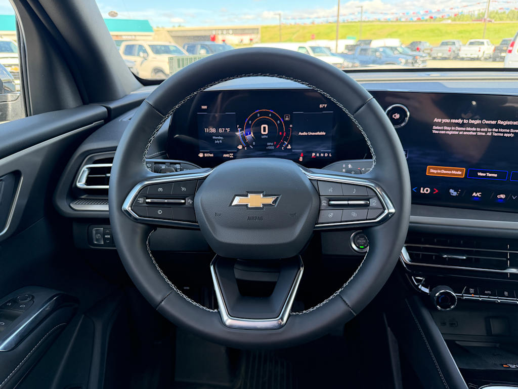 Thumbnail: 2026 Chevrolet Traverse - 2