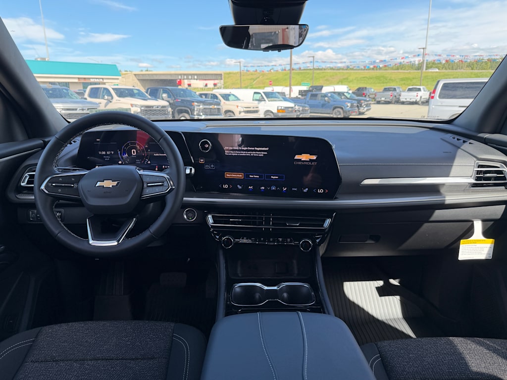 Thumbnail: 2026 Chevrolet Traverse - 8