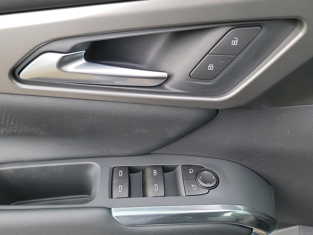 Thumbnail: 2026 Chevrolet Traverse - 21