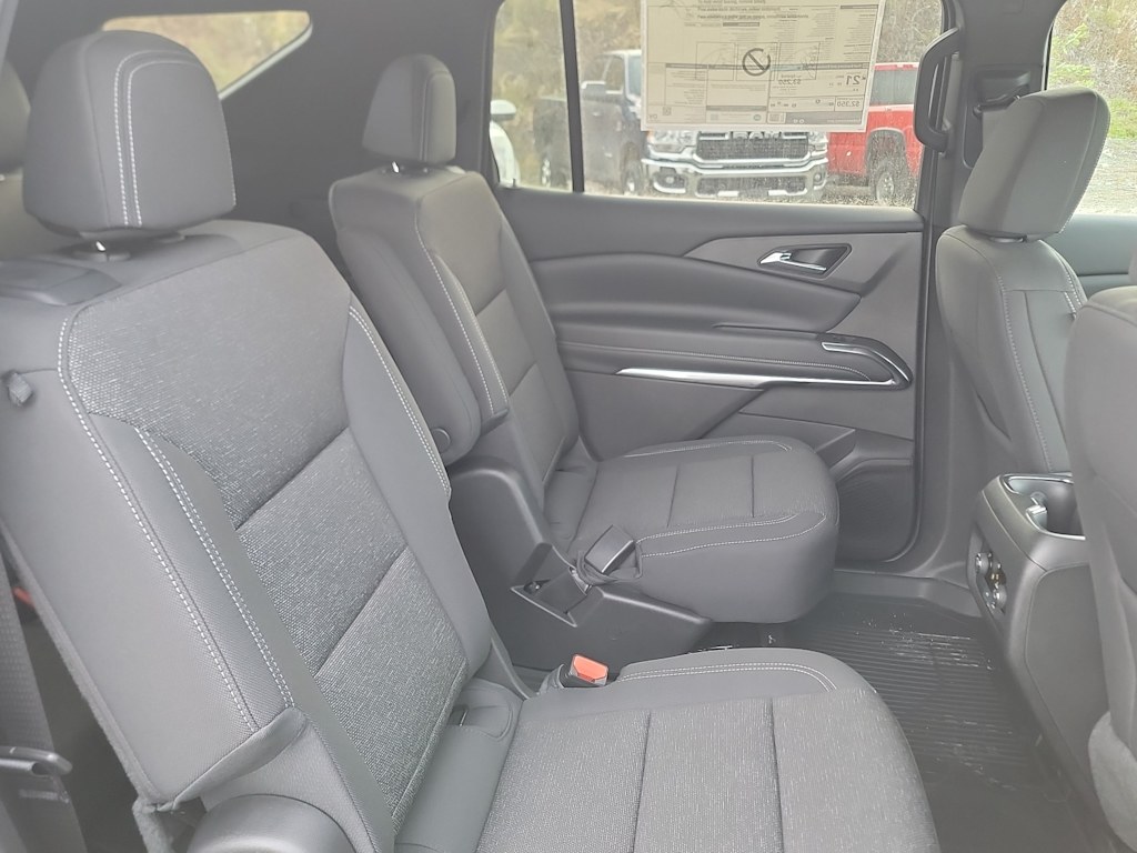 Thumbnail: 2026 Chevrolet Traverse - 11