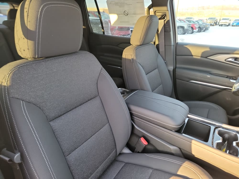 Thumbnail: 2026 Chevrolet Traverse - 11