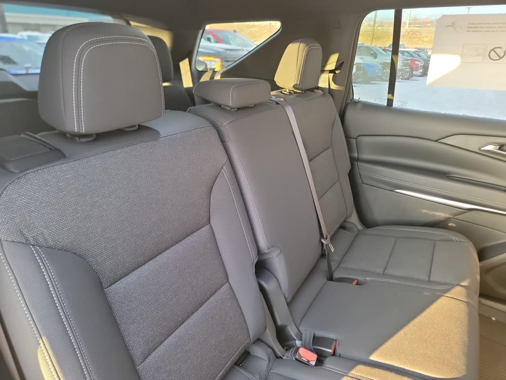 Thumbnail: 2026 Chevrolet Traverse - 12