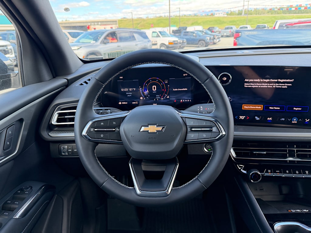 Thumbnail: 2026 Chevrolet Traverse - 2