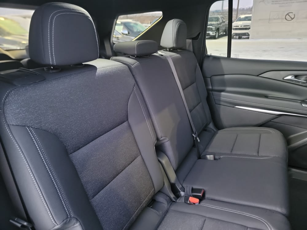 Thumbnail: 2026 Chevrolet Traverse - 12