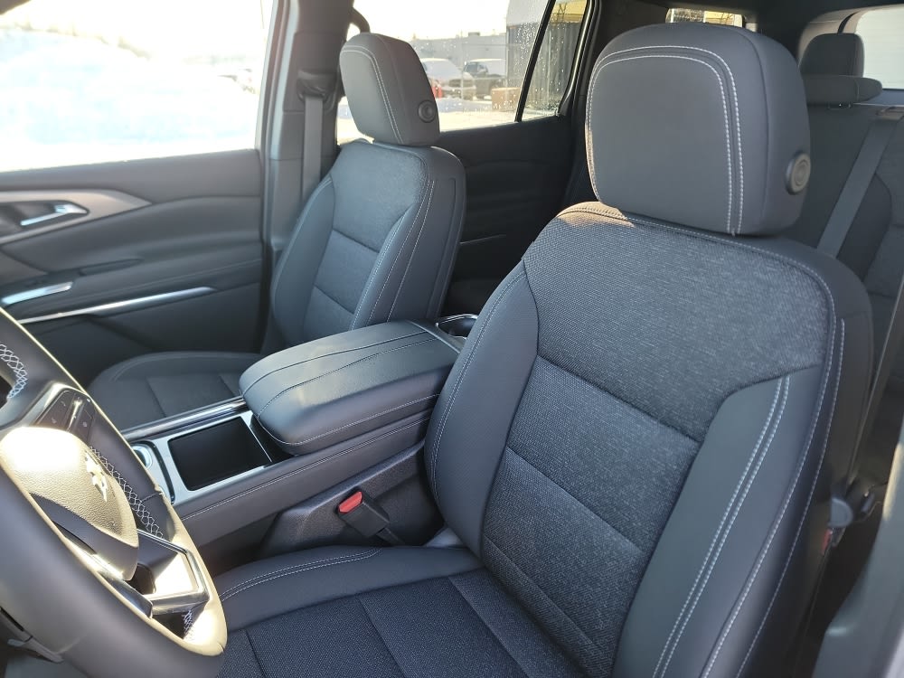 Thumbnail: 2026 Chevrolet Traverse - 10