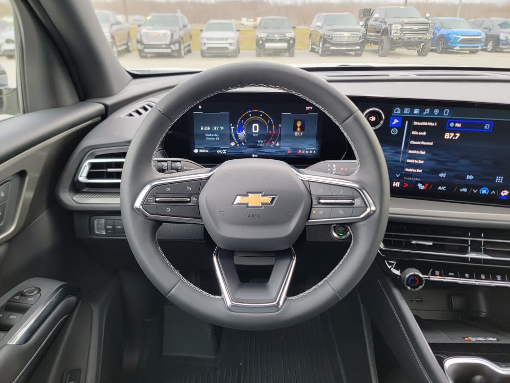 Thumbnail: 2026 Chevrolet Traverse - 2