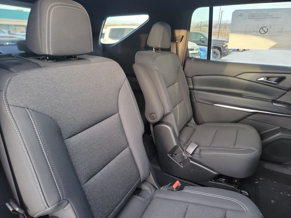 Thumbnail: 2026 Chevrolet Traverse - 12