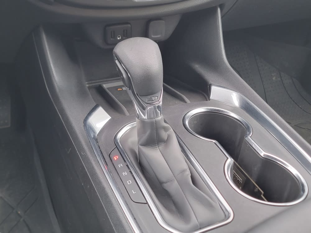 Thumbnail: 2022 Chevrolet Traverse - 14