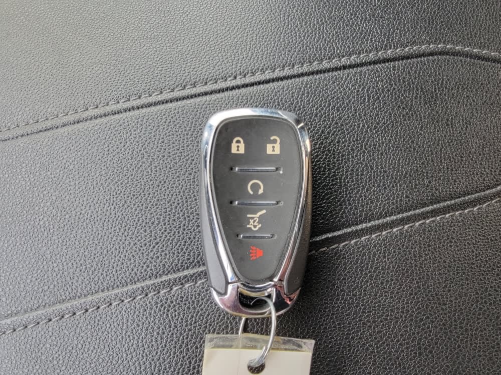 Thumbnail: 2022 Chevrolet Traverse - 17