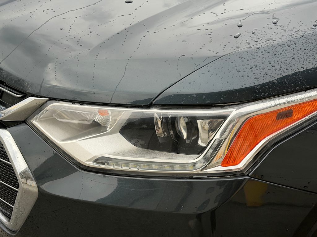 Thumbnail: 2018 Chevrolet Traverse - 14