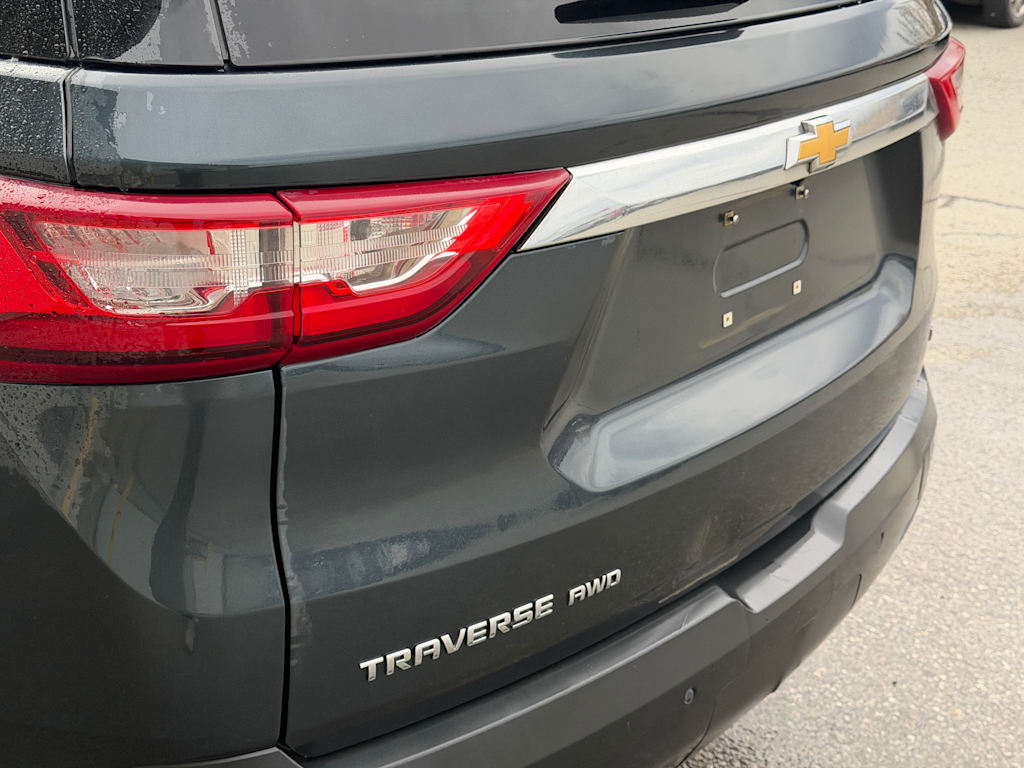 Thumbnail: 2018 Chevrolet Traverse - 22