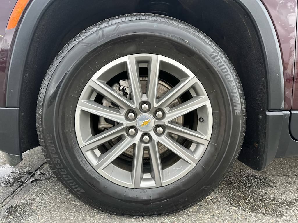 Thumbnail: 2022 Chevrolet Traverse - 6