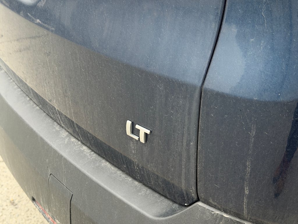 Thumbnail: 2023 Chevrolet Traverse - 21