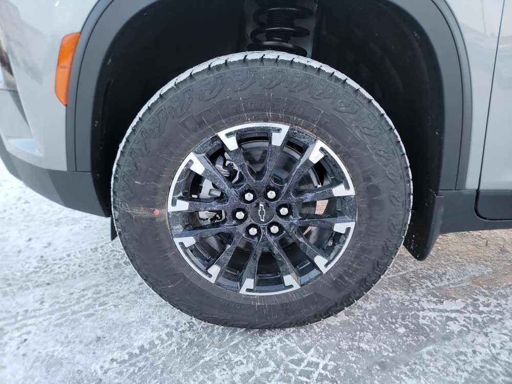 Thumbnail: 2026 Chevrolet Traverse - 8