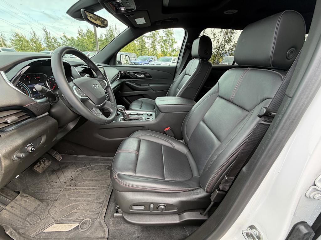 Thumbnail: 2023 Chevrolet Traverse - 9
