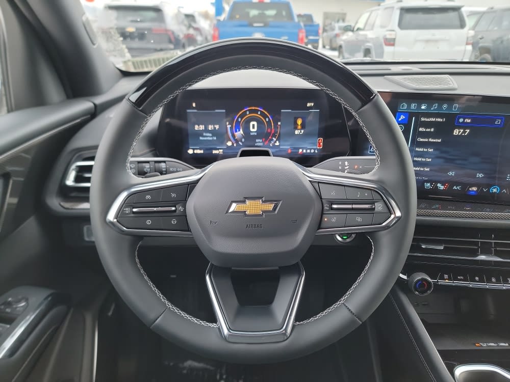 Thumbnail: 2026 Chevrolet Traverse - 2