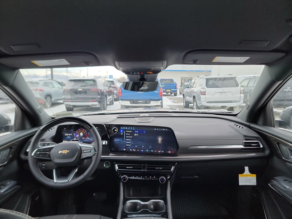 Thumbnail: 2026 Chevrolet Traverse - 8