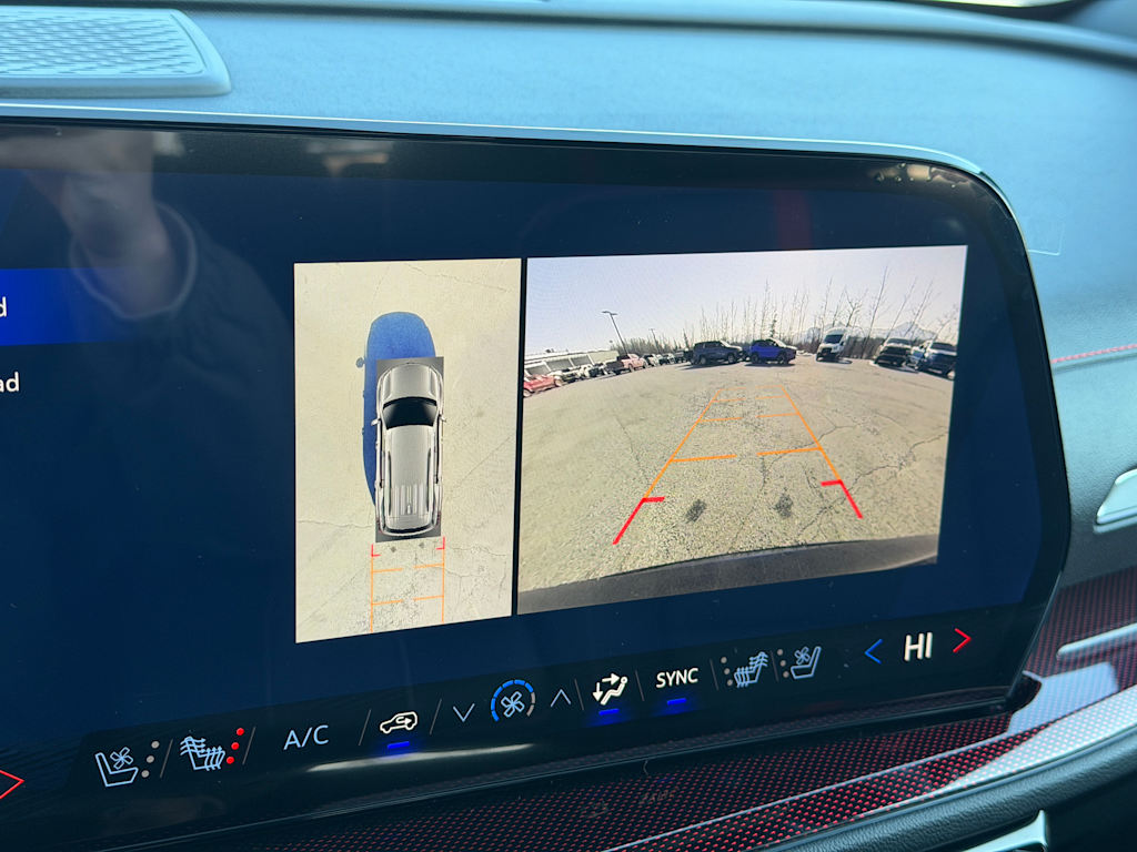 Thumbnail: 2026 Chevrolet Traverse - 11