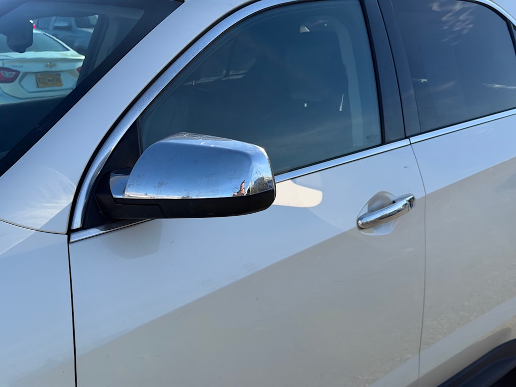 Thumbnail: 2014 Chevrolet Equinox - 6