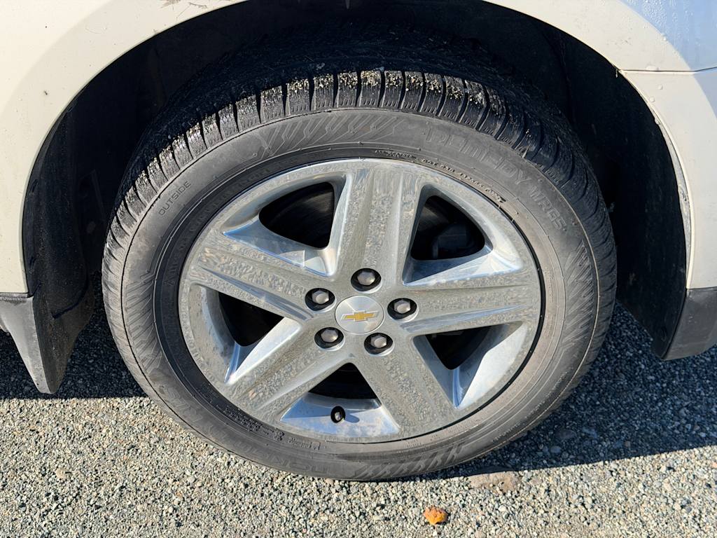Thumbnail: 2014 Chevrolet Equinox - 17