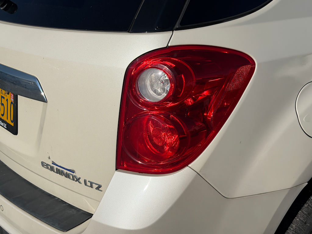 Thumbnail: 2014 Chevrolet Equinox - 20