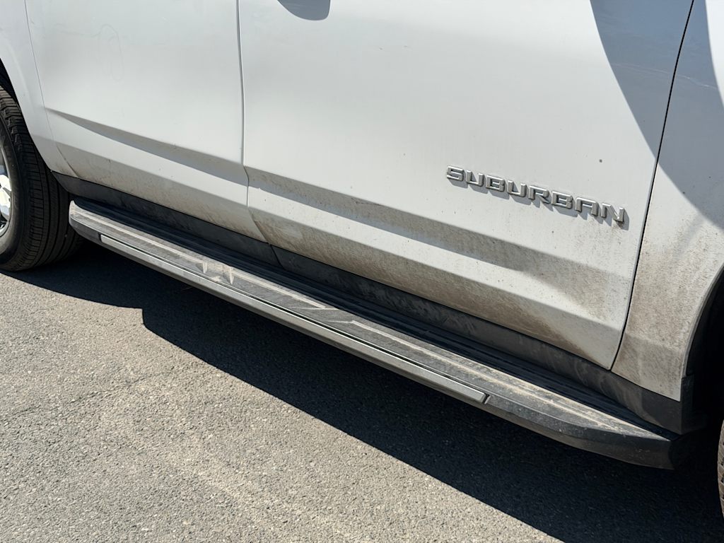 Thumbnail: 2025 Chevrolet Suburban - 19